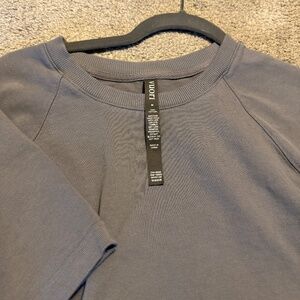 Vuori Dusty Blue Heavyweight Crop Tee